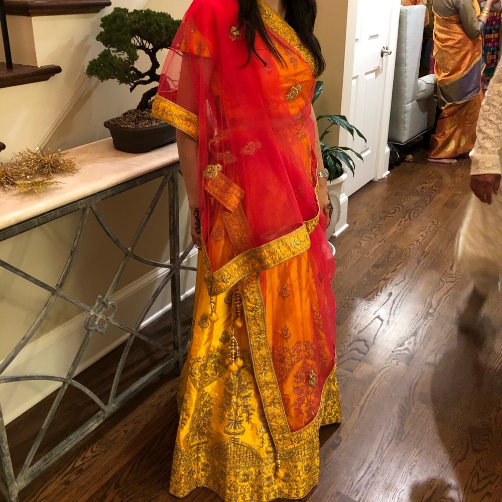 Beautiful yellow Lehenga onde size (adjustable)